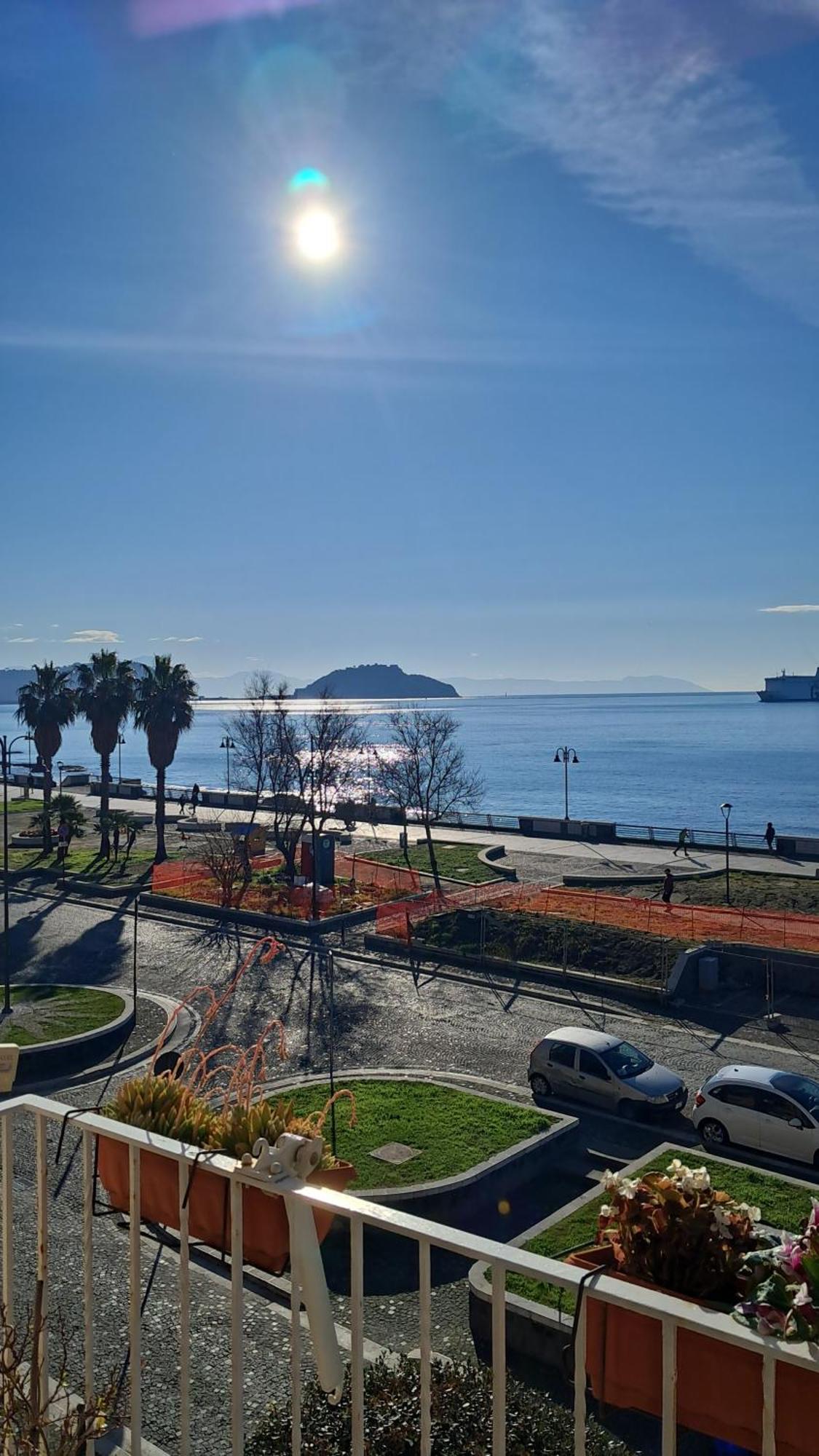 Terrazza Miracapri Apartment Pozzuoli Luaran gambar